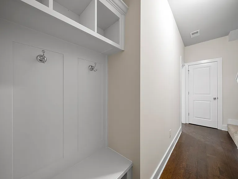 3761 Oxford Cir — Photo 21
