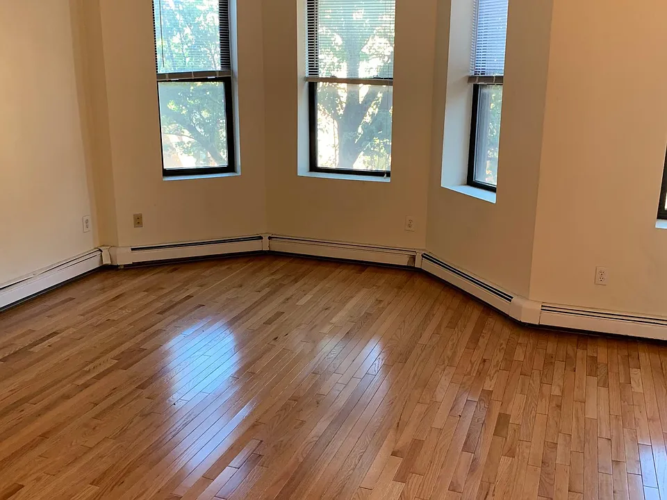67 S Huntington Ave #3