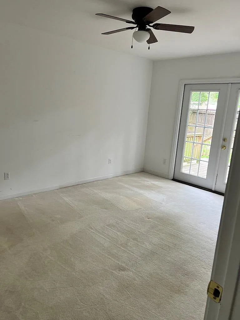2415 Stonewood - Stonewood — Photo 4