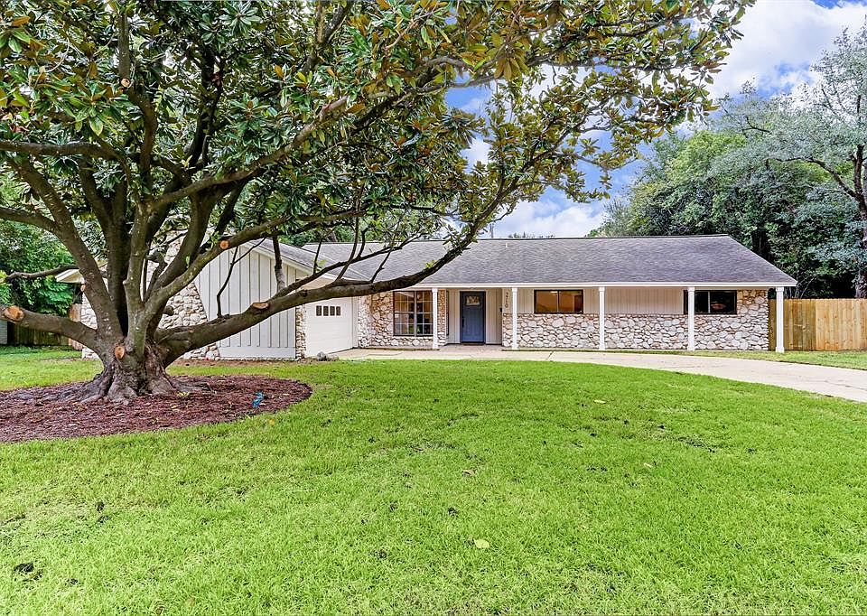 1st image of 7710 Dashwood Dr