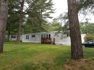 2 Cedar Cir, Gorham, ME 04038