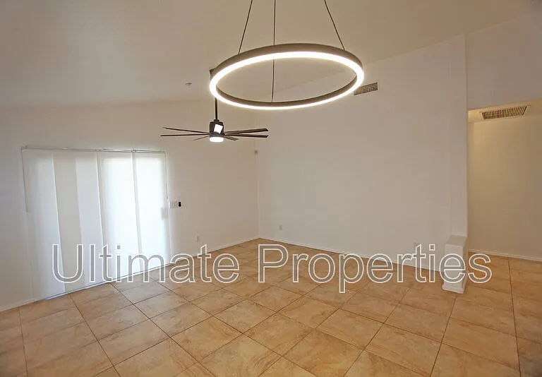 15313 N 104th Way — Photo 14