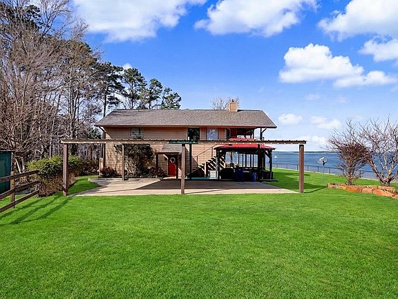 4th image of 175 Rollingwood Dr
