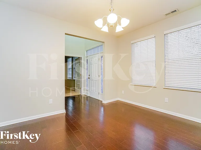 4015 Peregrine Pass Dr — Photo 5