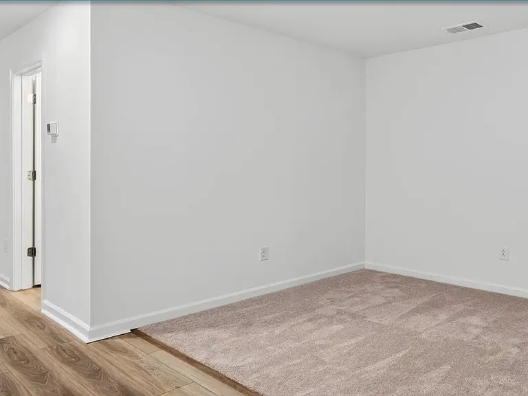 4633 Forest Hills Dr — Photo 7