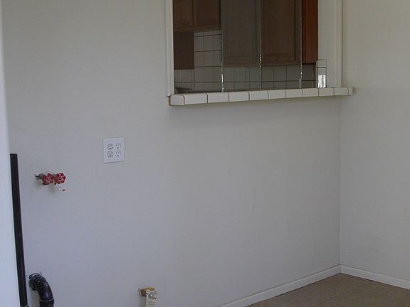 Laundry Area 