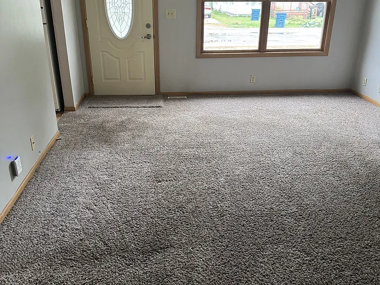 705 E Timber St — Photo 2