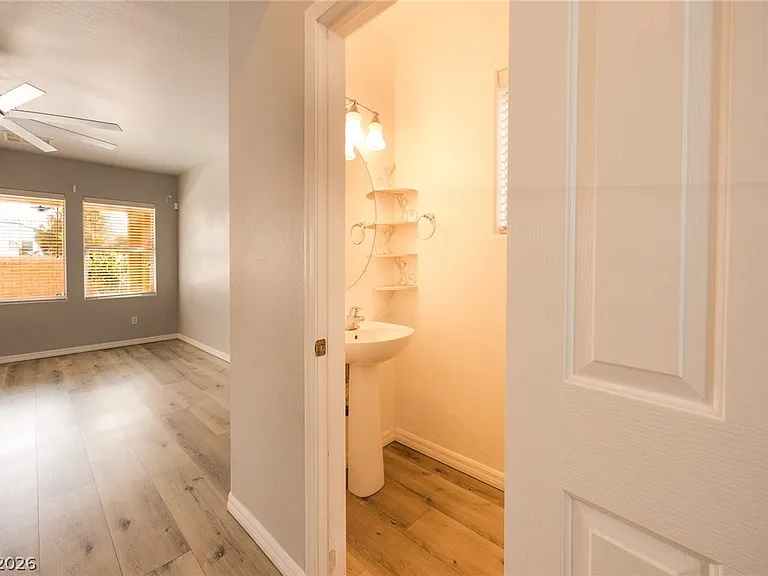 8253 Arden Landing Pl — Photo 11