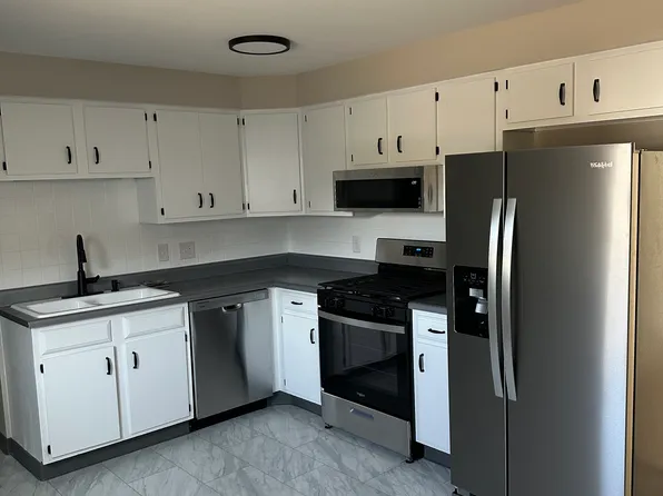 1174 Starr Rd #2, Cortland, NY 13045