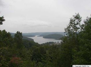 51 Lemaster Ln, Grant, AL 35747