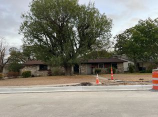 9538 Mider Dr, San Antonio, TX 78216