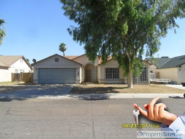 1st image of 8009 W Denton Ln