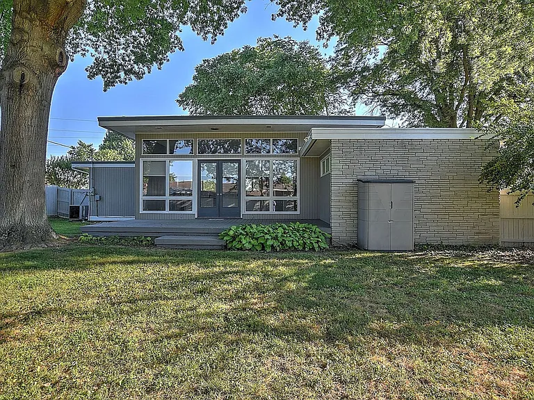2001 Hermitage Dr — Photo 22