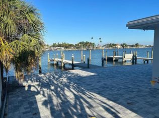 11295 3rd St E #2, Saint Petersburg, FL 33706