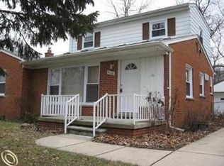 9126 Frederick St, Livonia, MI 48150