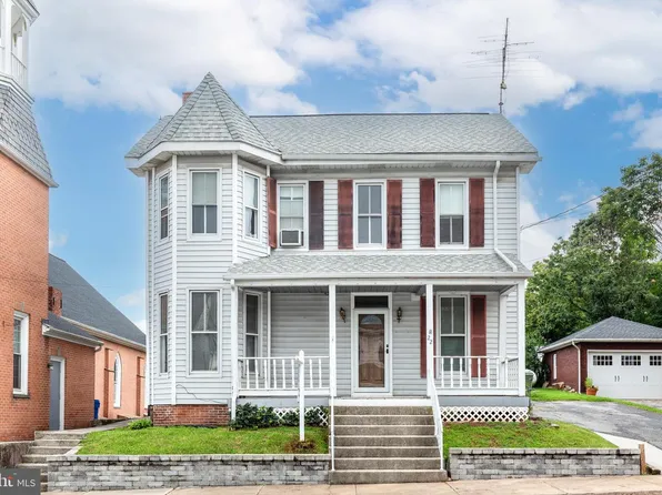 22 Middle St, Taneytown, MD 21787
