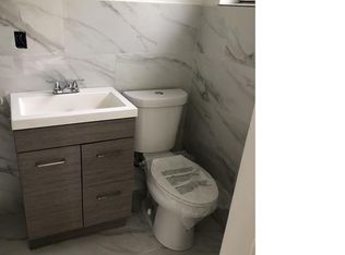 113 SW 4th St, Hallandale, FL 33009