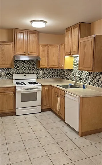 403 S Main St #1 — Photo 7