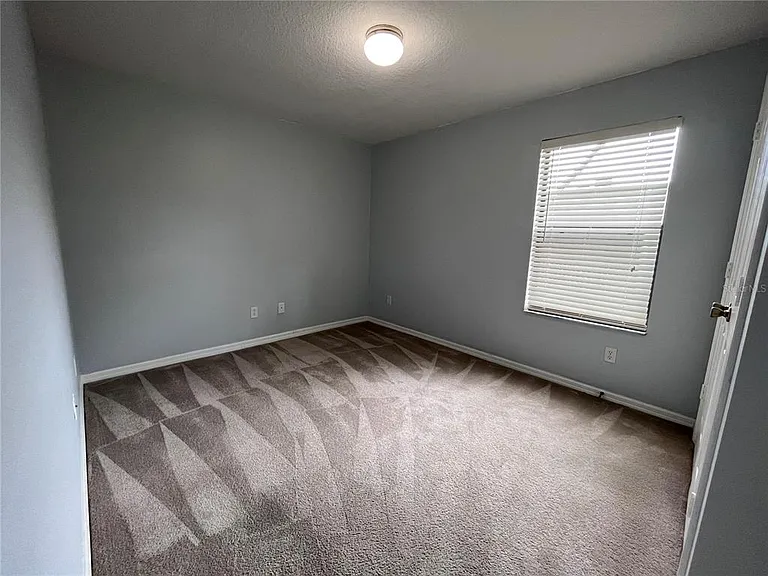 6007 Scotchwood Gln #31 — Photo 12