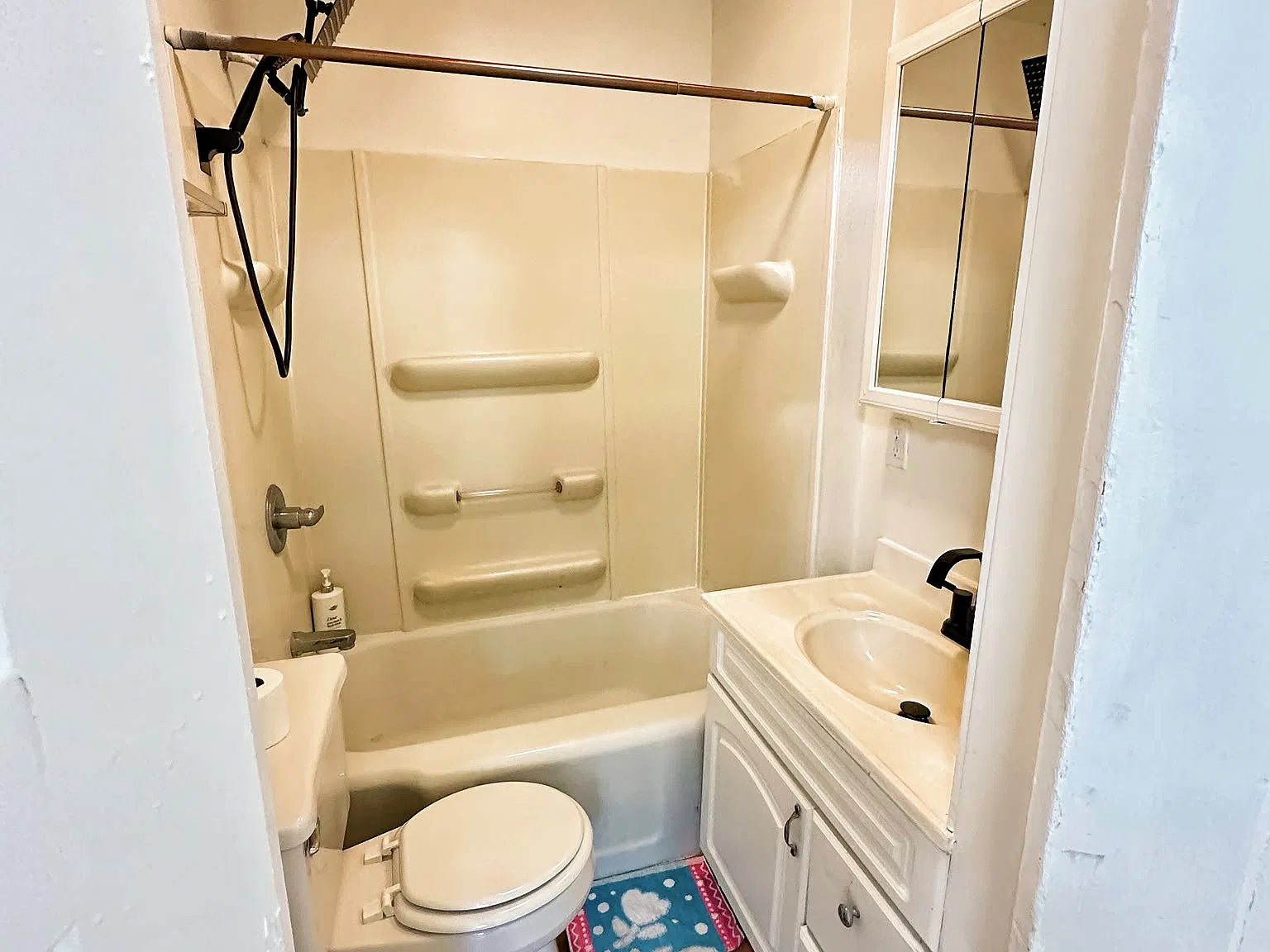 1 bed, 600 sqft, $950 — Photo 2