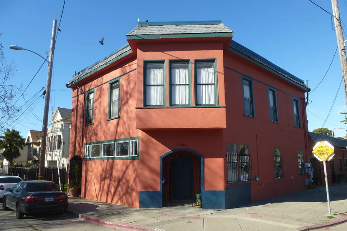 Building Photo - 3403 Harlan St