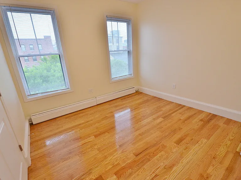 35 Brookline St #17 — Photo 17