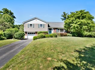 7 Oriole Ln, Cortlandt Manor, NY 10567