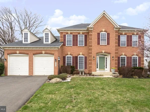 7236 Winnipeg Ct, Gainesville, VA 20155
