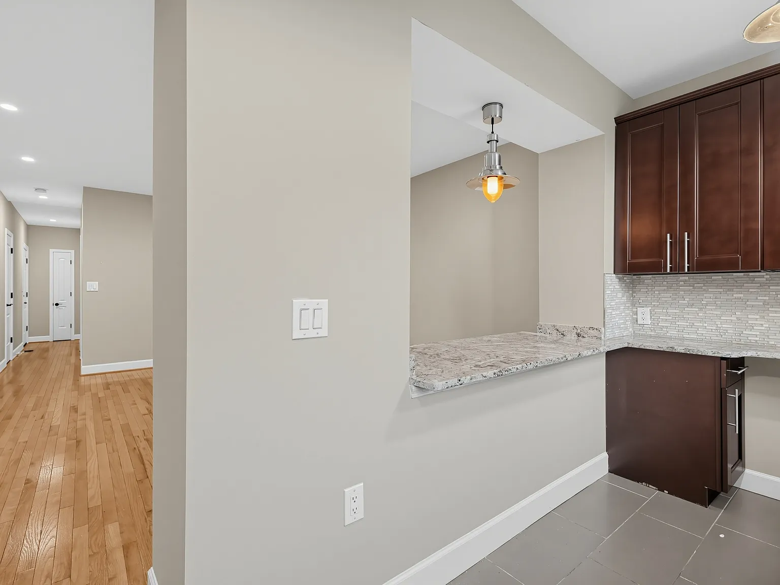 1 bed, 650 sqft, $2,075 — Photo 4