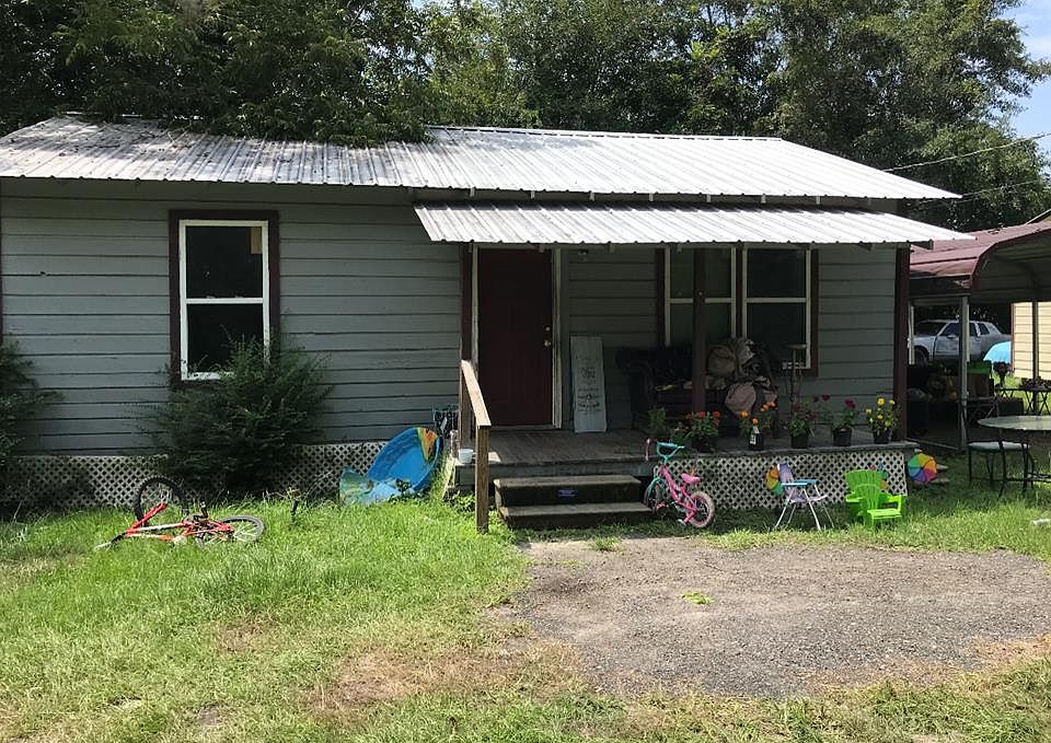 1st image of 212 Warren St