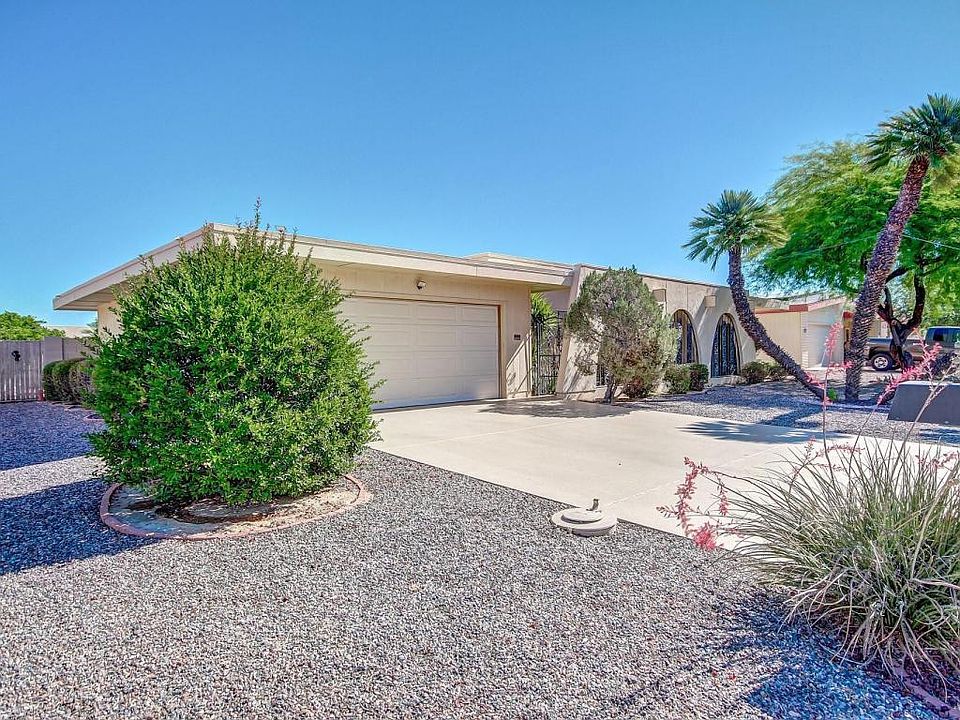 1st image of 10722 W Manzanita Dr