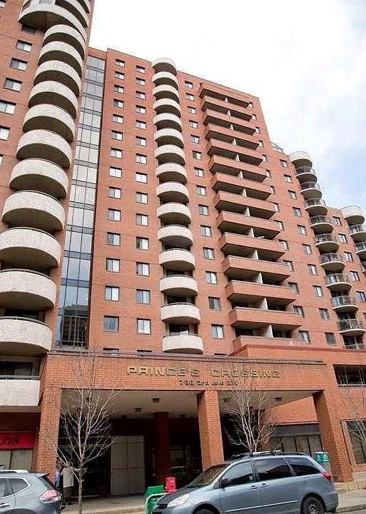 1st image of 738 S 3rd Ave SW #402