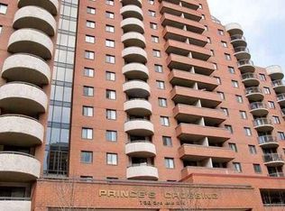 738 S 3rd Ave SW #402, Calgary, AB T2P0G7