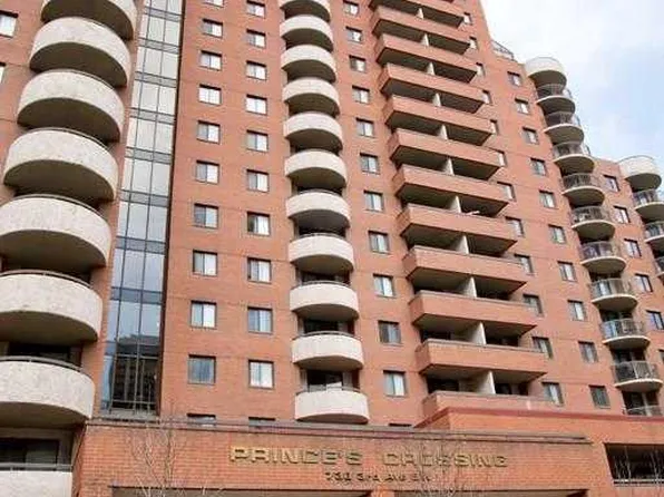 738 S 3rd Ave SW #402, Calgary, AB T2P 0G7