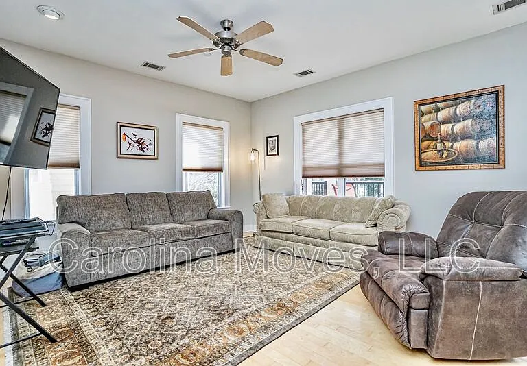 204 E Park Ave #1102 — Photo 2