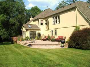 47 Cambridge Rd, Haverford, PA 19041