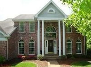 17282 Portland Cove Ln, Glencoe, MO 63038