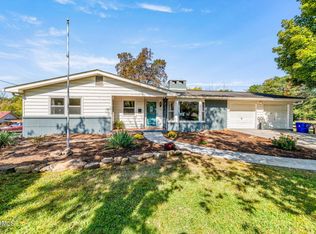 127 Manchester Rd, Oak Ridge, TN 37830