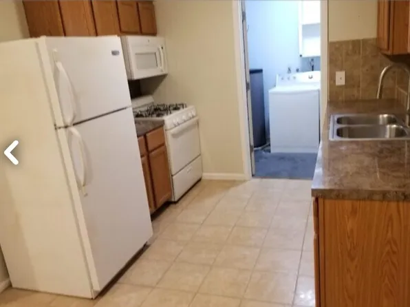 1731-1733 32nd St SW, Wyoming, MI 49519