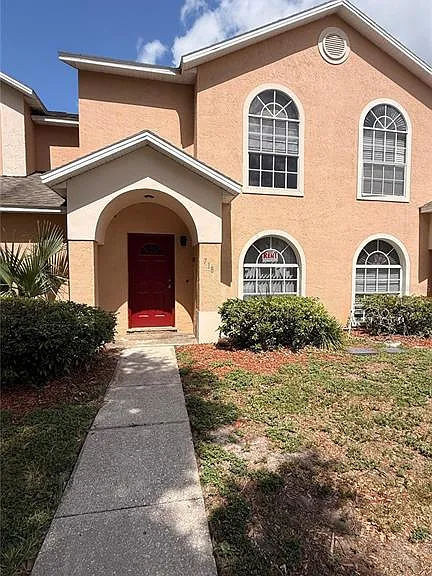 718 Florida Palms Ct — Photo 1