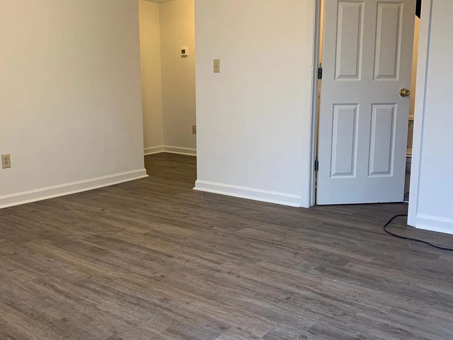 111 Manna Dr — Photo 2