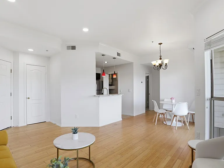 6000 Shepherd Mountain Cv #1810 — Photo 12