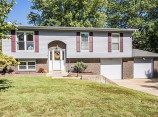 1862 Redwood Dr, Arnold, MO