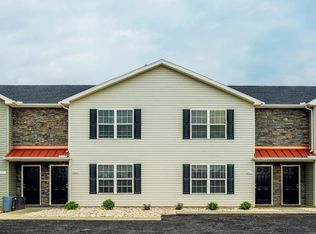 841 Grant Dr, Hanover, PA 17331