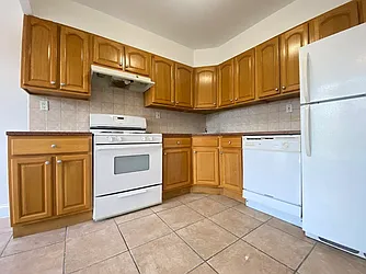 Rented by NY Space Finders Inc.