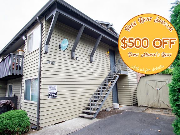 2nd image of 3705 SE 35th Pl #18