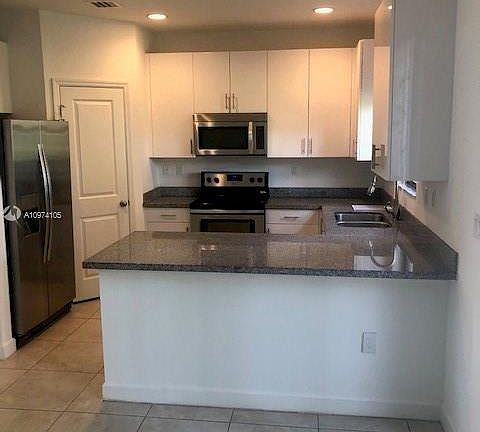 5th image of 321 NE 194th Ln #0