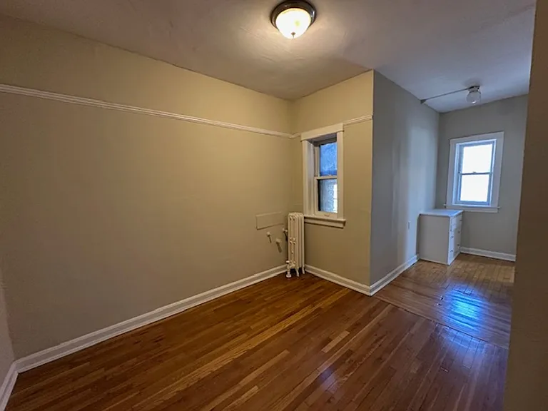Bright, Spacious 3BR in Prime Upper East Side — Photo 17