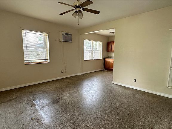 3rd image of 1308 SW 23rd Avenue