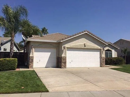942 Mallard Ct